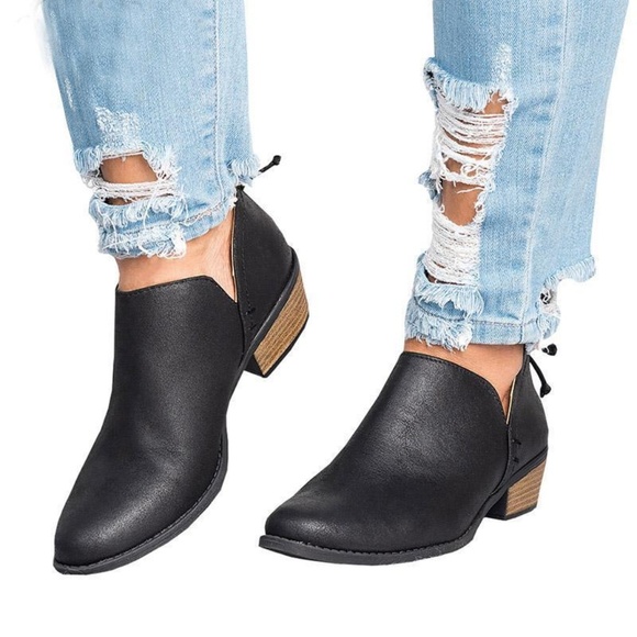 Shoes - BLACK VEGAN   BOOTIES